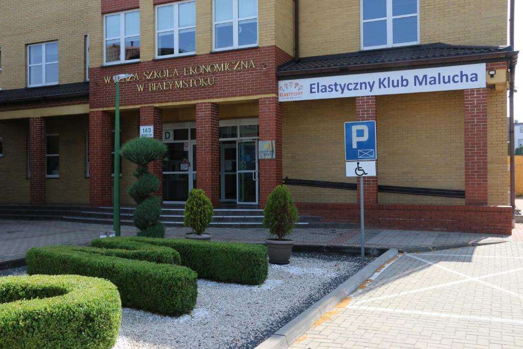 Building of Pokoje Gościnne w WSE in Białystok